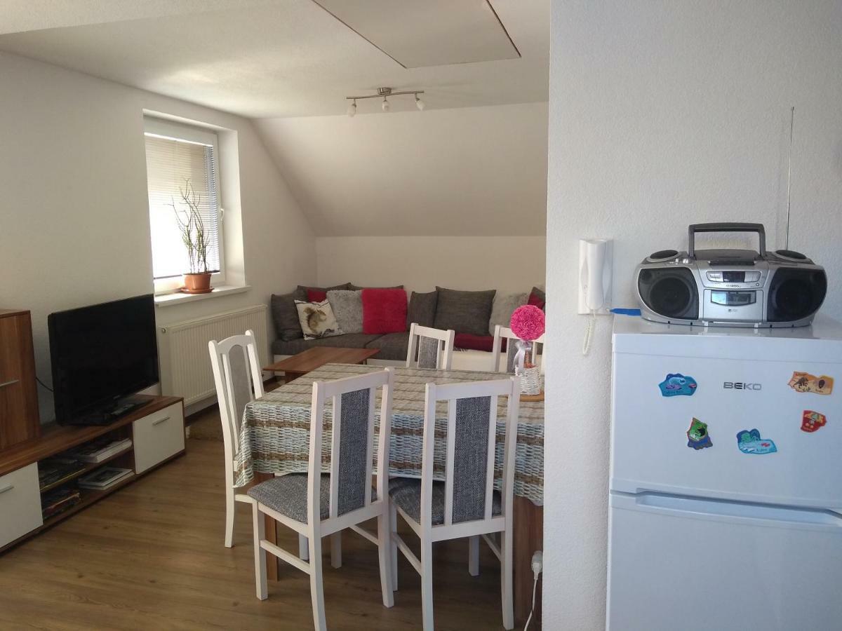 Apartman Lusy Vel'ka Lomnica Eksteriør bilde
